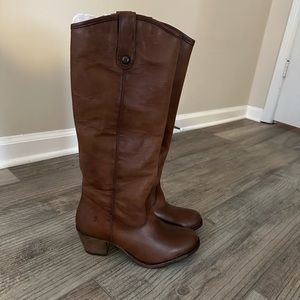 New Frye Jackie Button
Dark Brown / 6.5